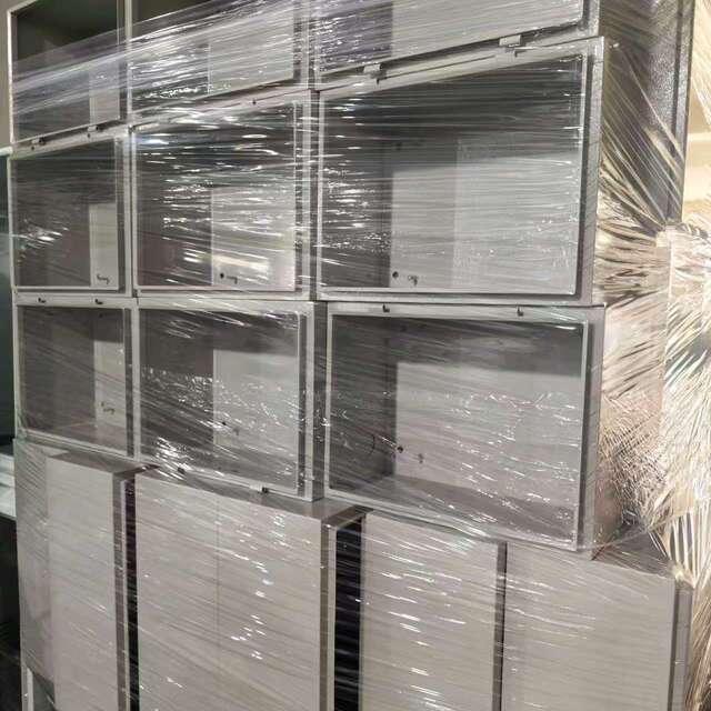 Why do more and more food processing plants choose stainless steel distribution boxes instead of carbon steel ones?