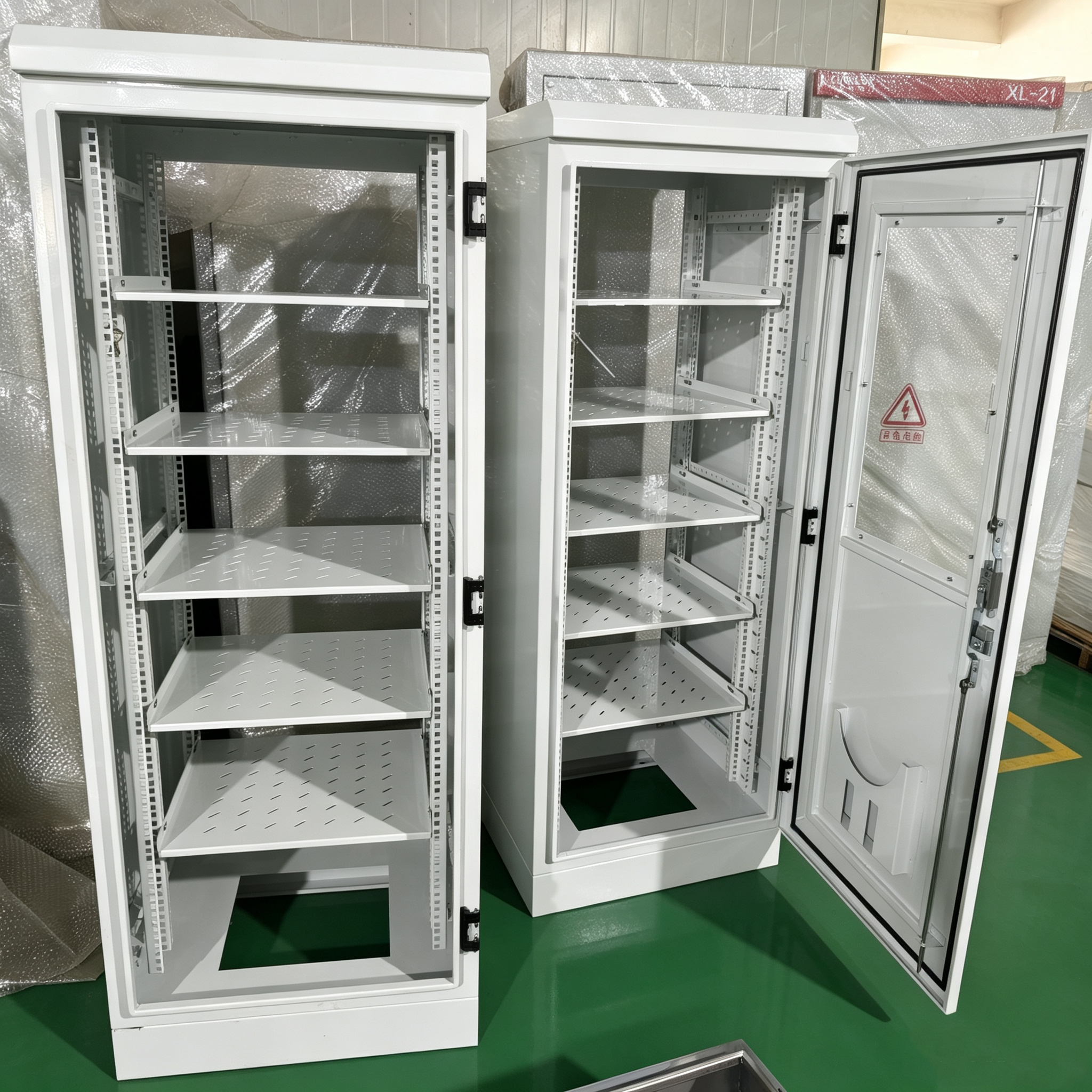 ¿Por qué deberían elegirse ventanas de observación de vidrio y acero inoxidable 304 para los gabinetes de distribución?